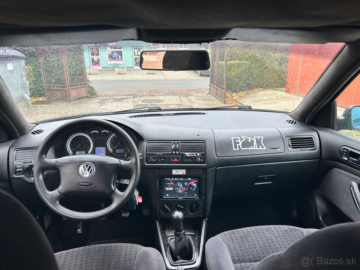 VOLKSWAGEN GOLF 4 - 5