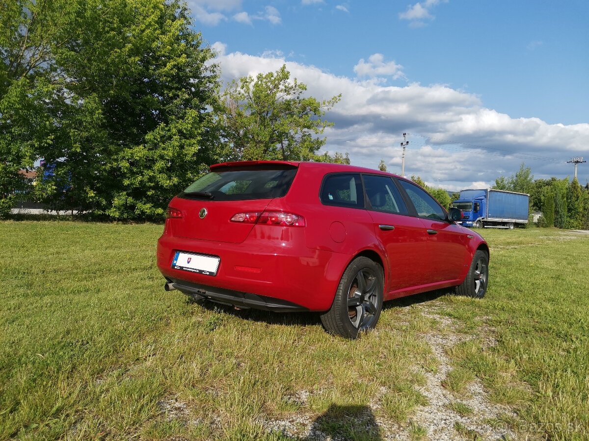 PREDAM Alfa Romeo 159 sportwagon 2,0 jtd,125kw,r.v 2010 - 5