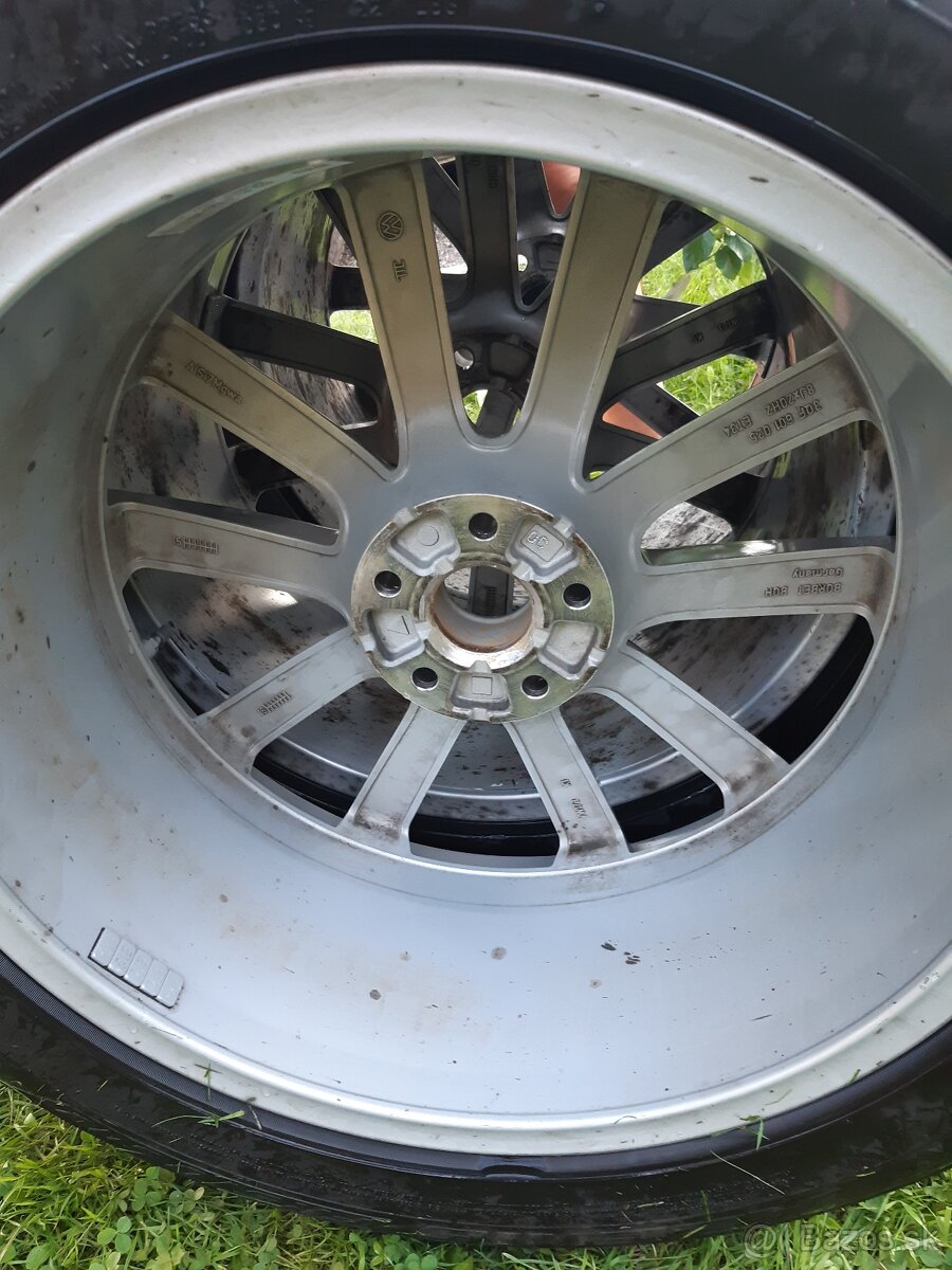 Alu disky Volkswagen Touareg R20 5x112 ET34 - 5