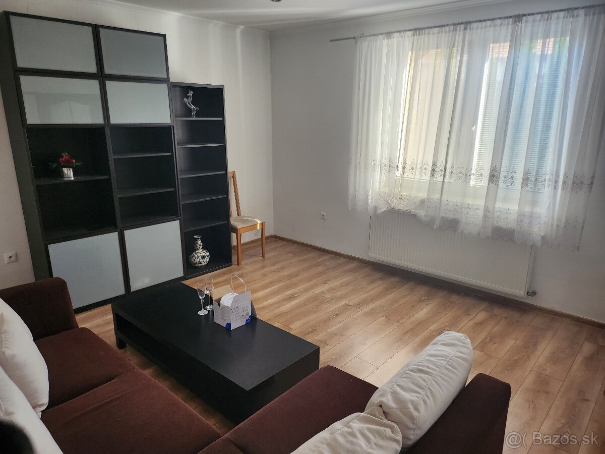 Dám do podnájmu vetší 3 izb dom v Malackách - 5