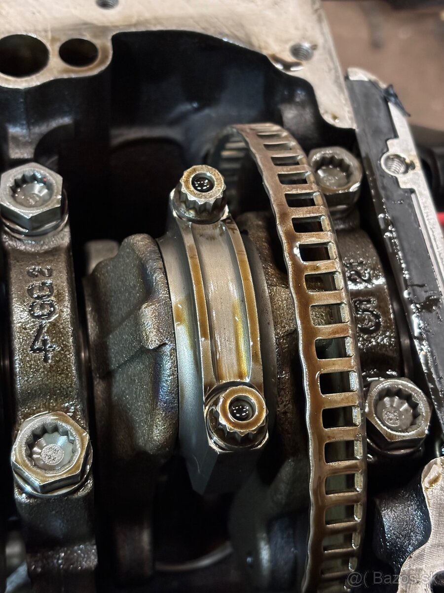 Predám kovaný motor 1.8t AUQ - 5