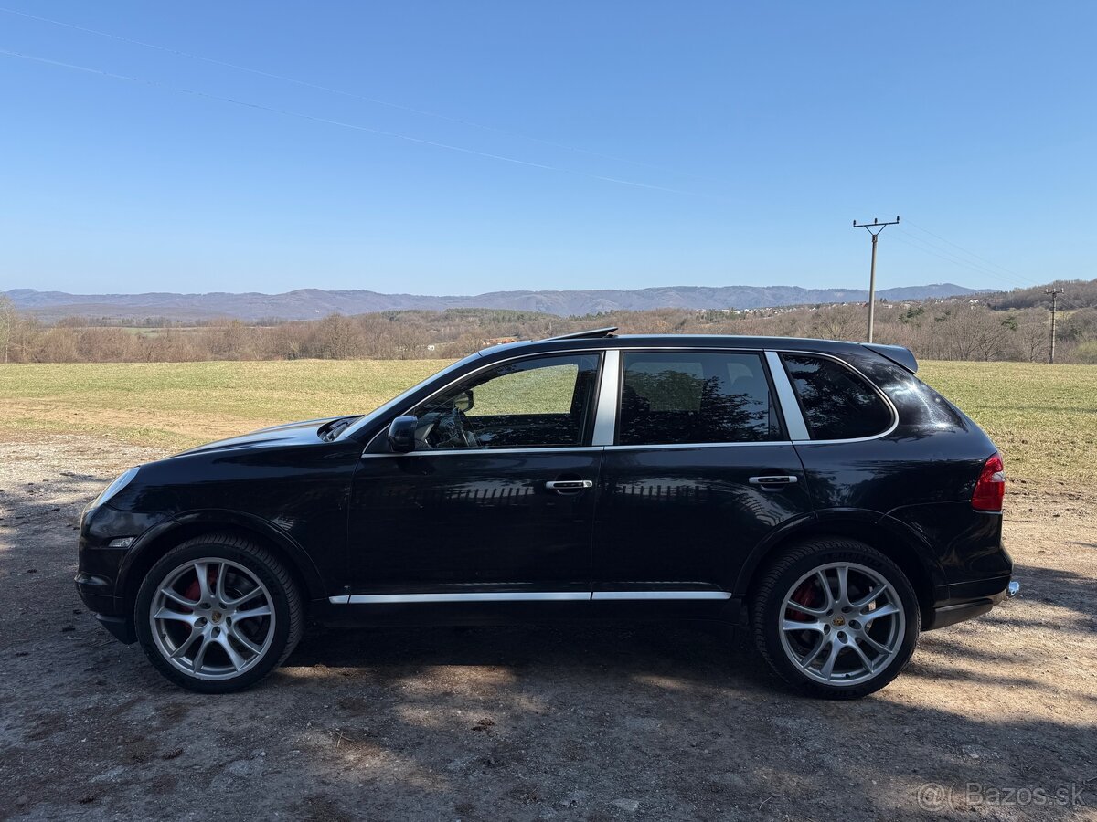 PORSCHE Cayenne Turbo 368kw - 5