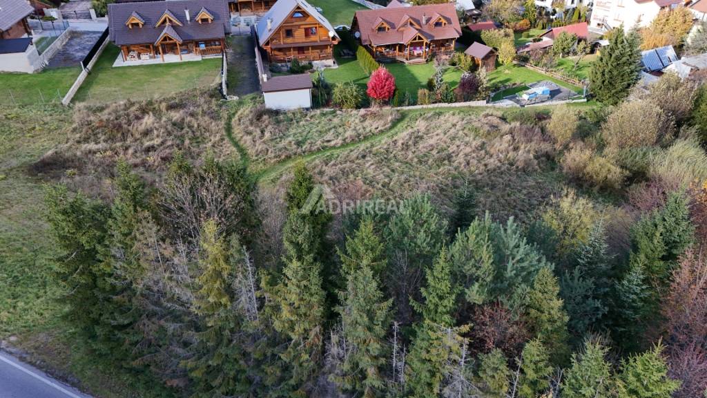 REZERVOVANÉ: STAV. POZEMOK; 608 m2; Nová Lesná - V. Tatry, 6 - 5