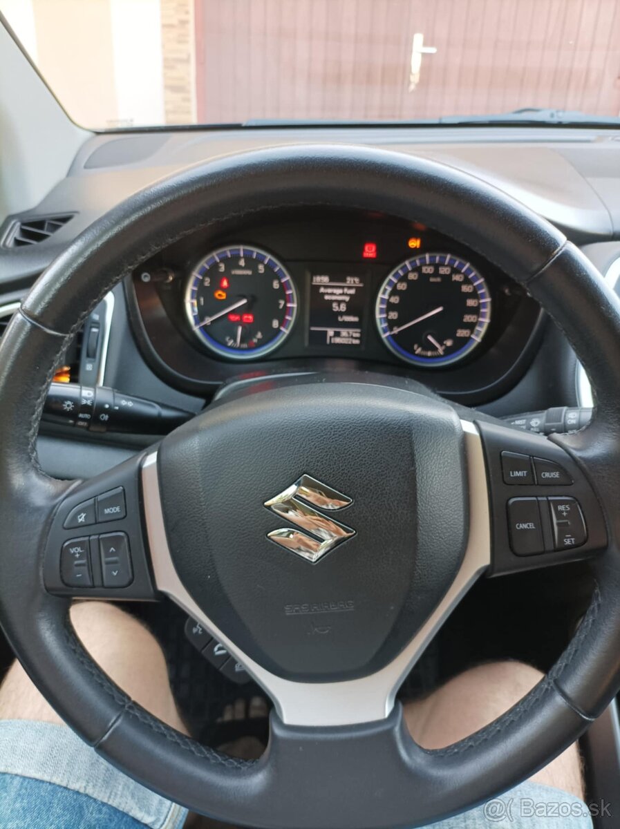 predám suzuki sx4 s-cross - 5