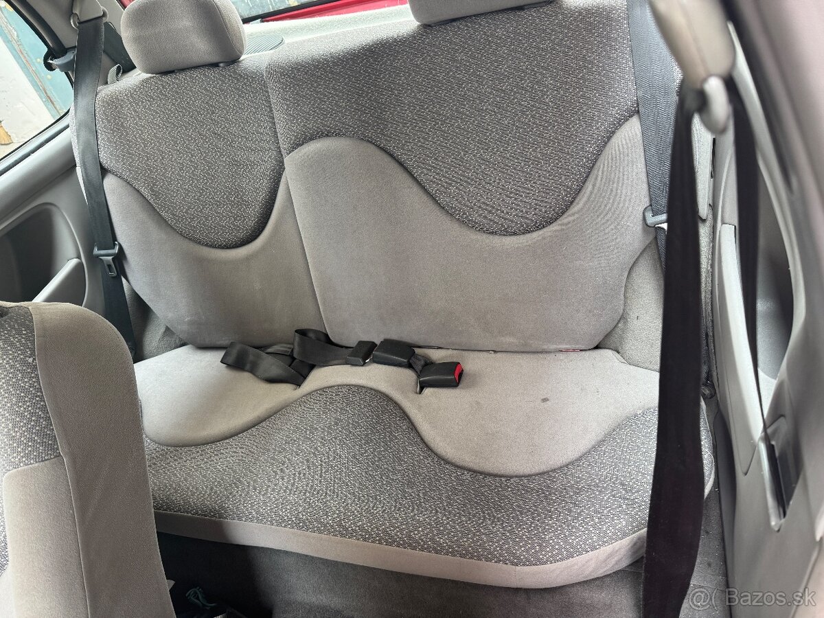 Nissan Micra K11 Díly - 5