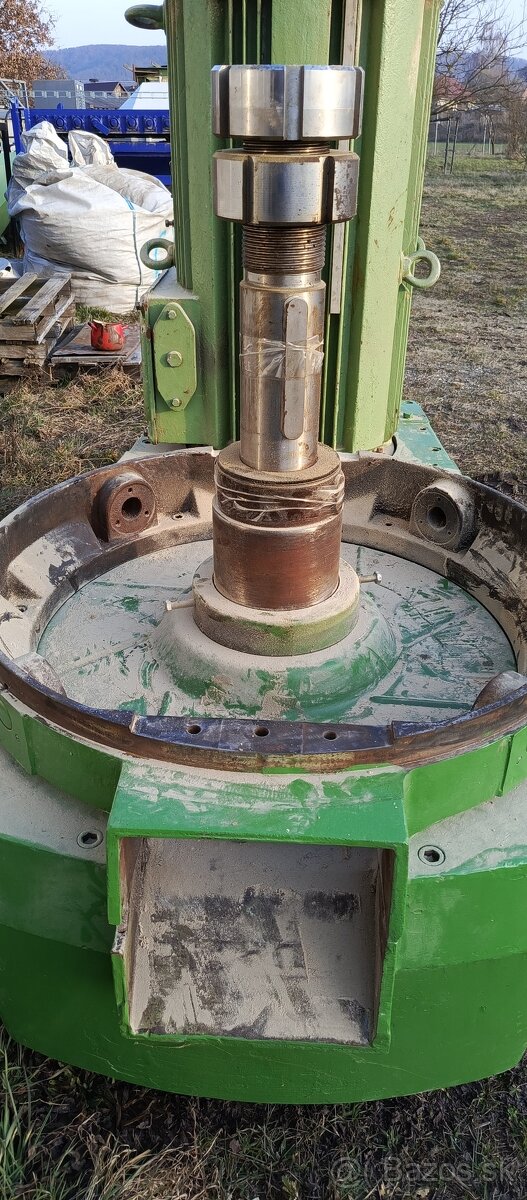 peletovací lis TL 700 - 5