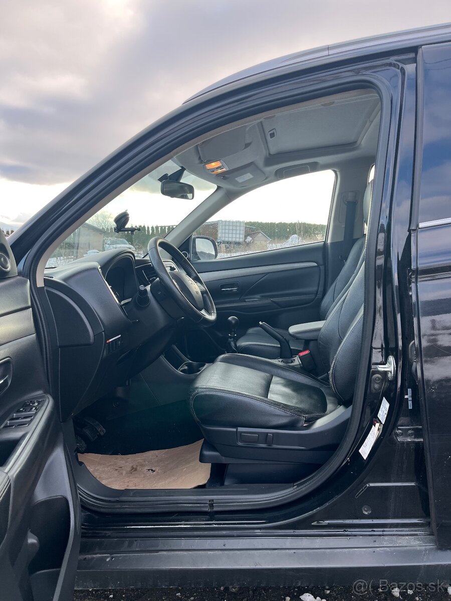 Predám Mitsubushi Outlander 2,2 diesel - 5