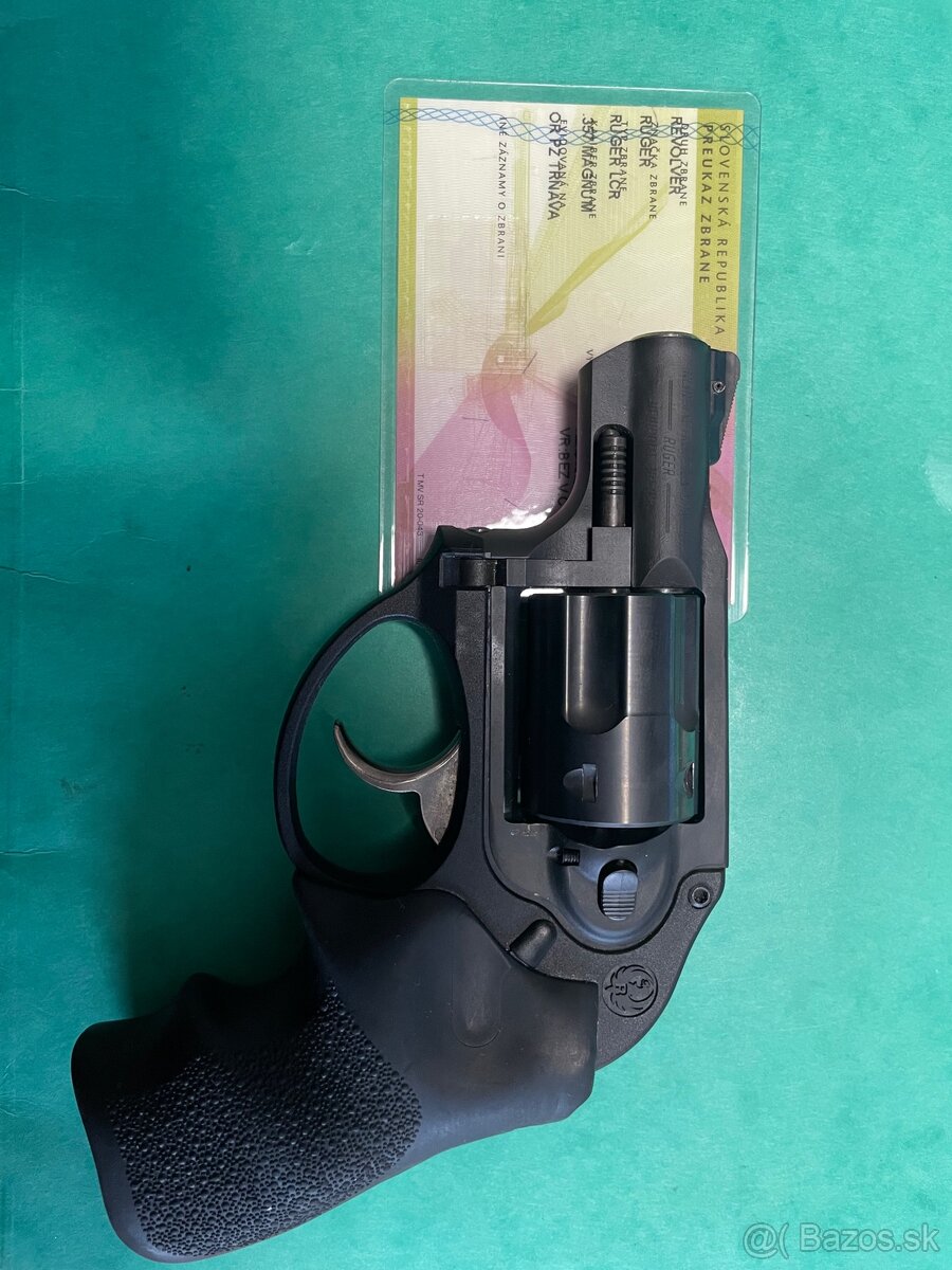 Revolver Ruger LCR - 5