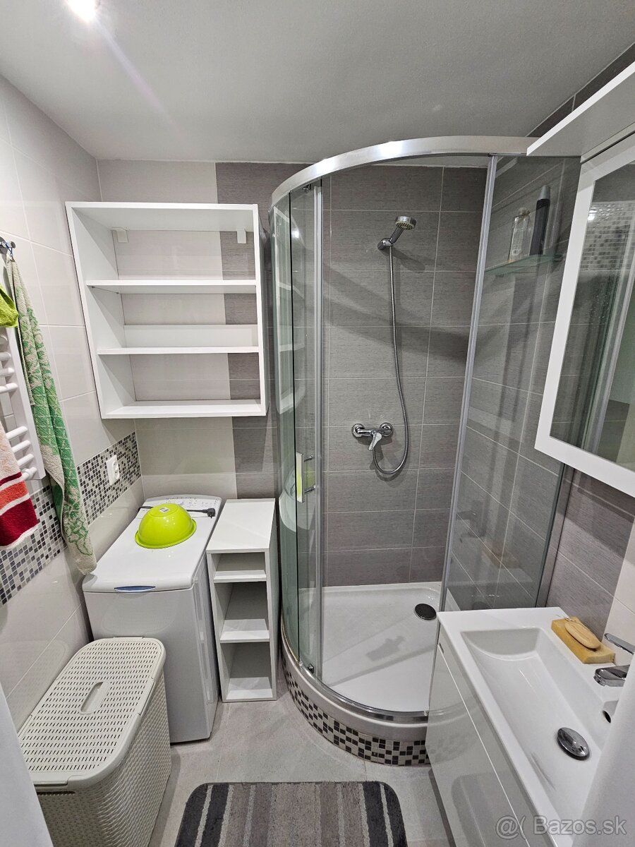 Prenájom 3i byt v centre BB - 5