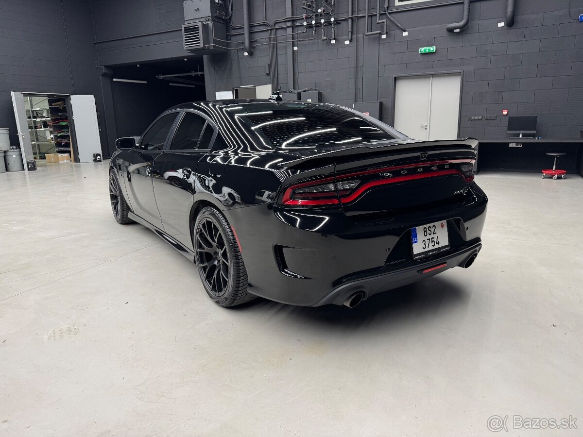 Dodge Charger 6.2 Hellcat - 5
