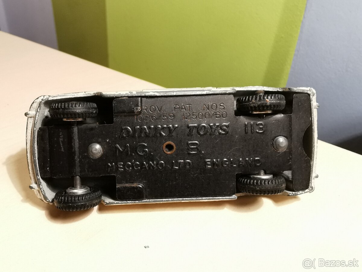 Dinky toys MG - 5
