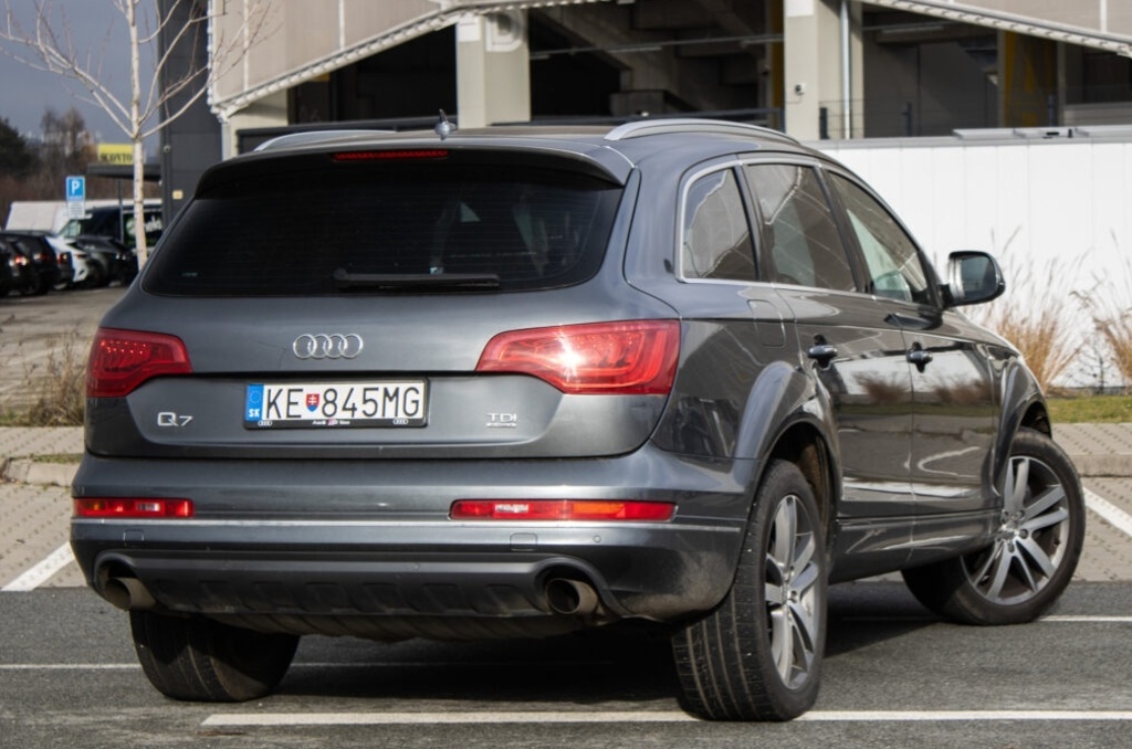 Audi Q7 3.0 TDI quattro Tiptronic S-line (2011) - 5
