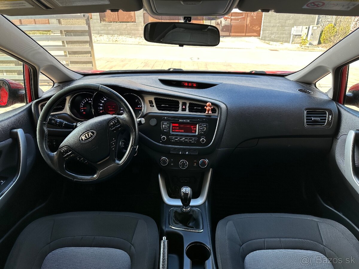 Kia Ceed SW 1.4 - 5