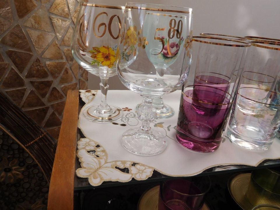 Karafa +6 pohárikou, Borske sklo poháre jubilejné, - 5