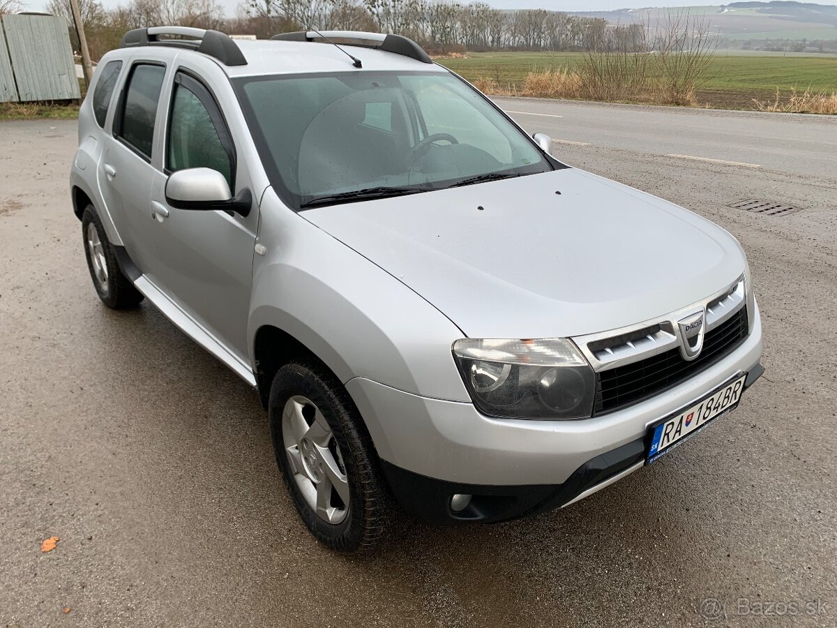 Dacia Duster 4x4 TOP STAV - 5