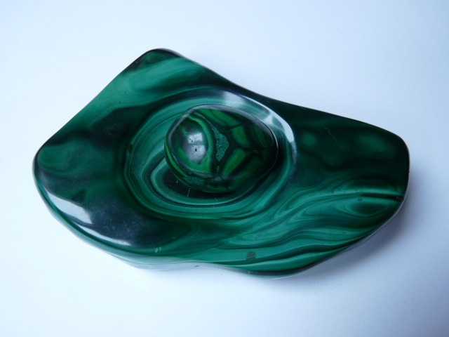 africké ľudové umenie – malachitové artefakty - 5