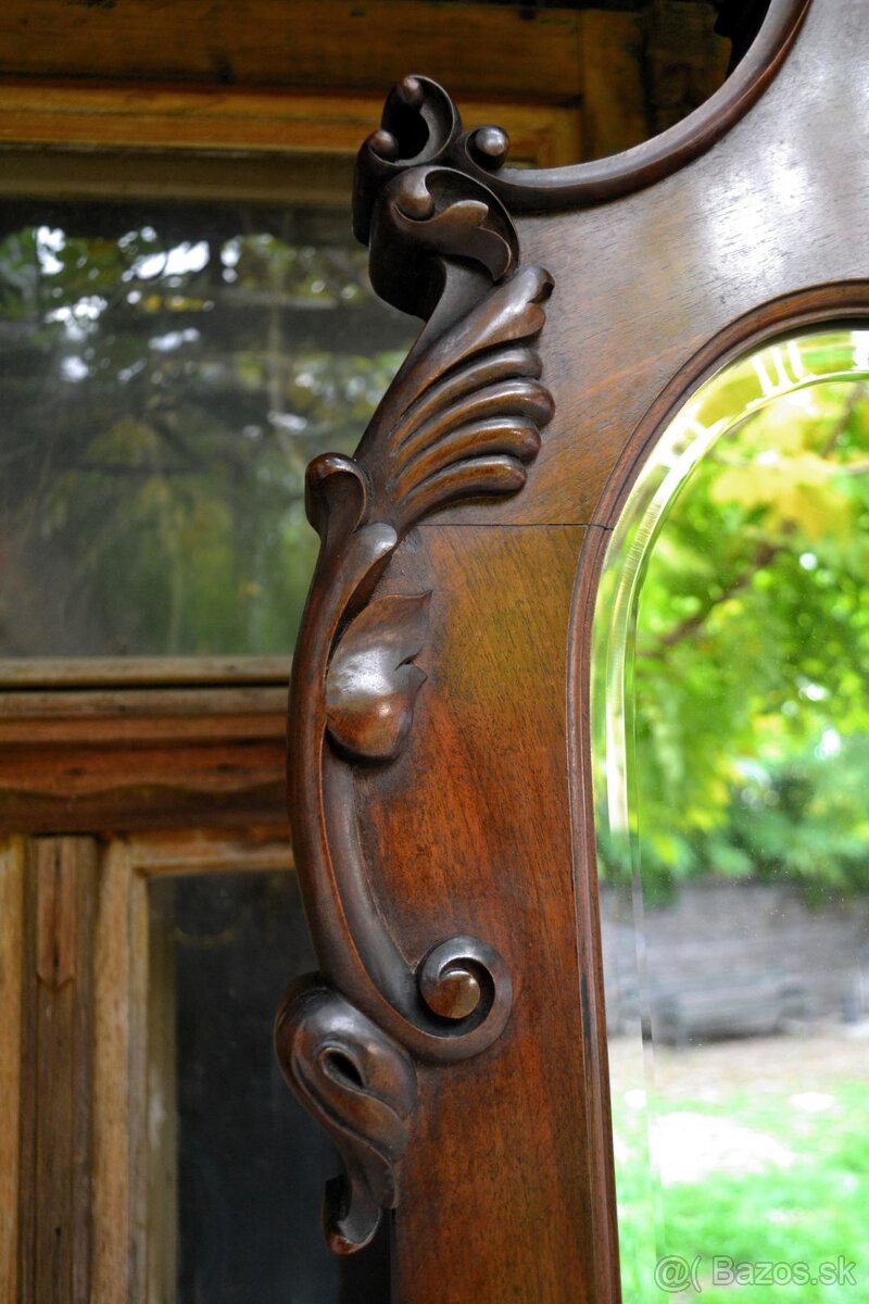 Veľké vyrezávané zrkadlo z orechového dreva - 5