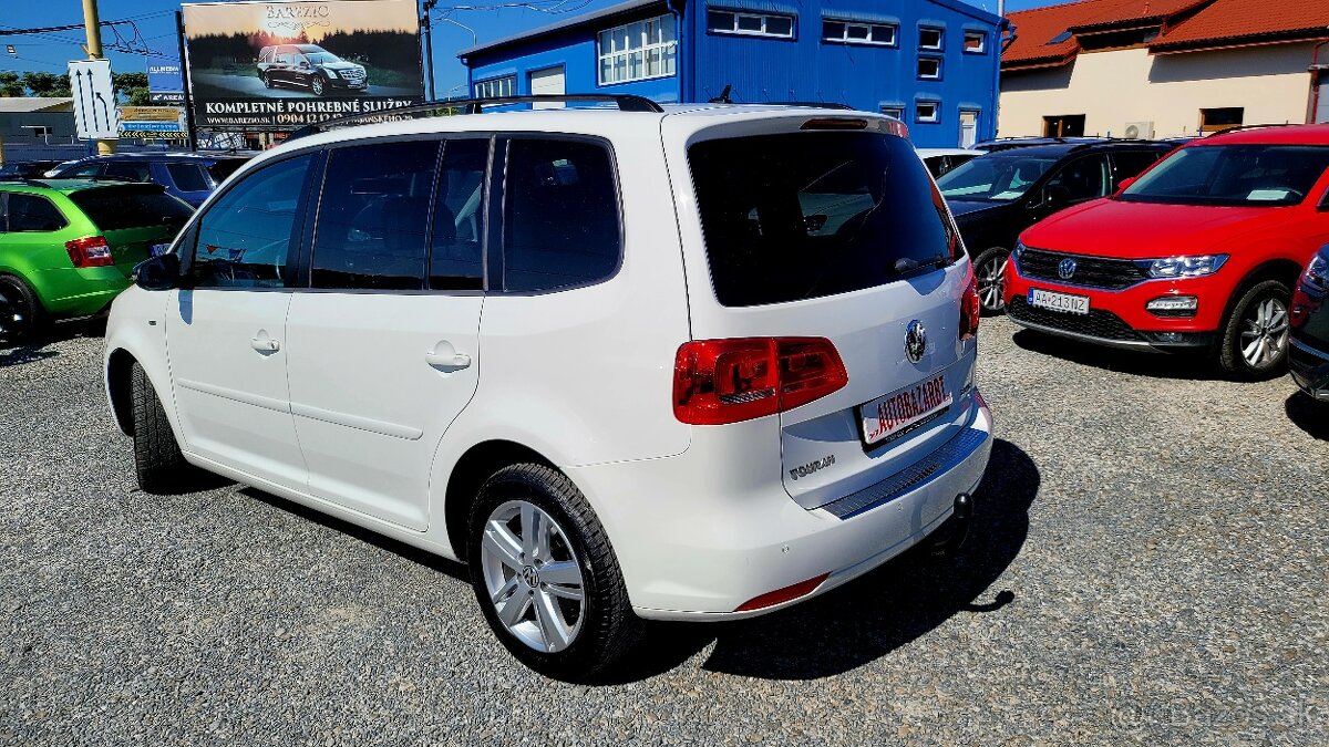 Volkswagen Touran 2.0 TDI Premium Comfortline DSG - 5