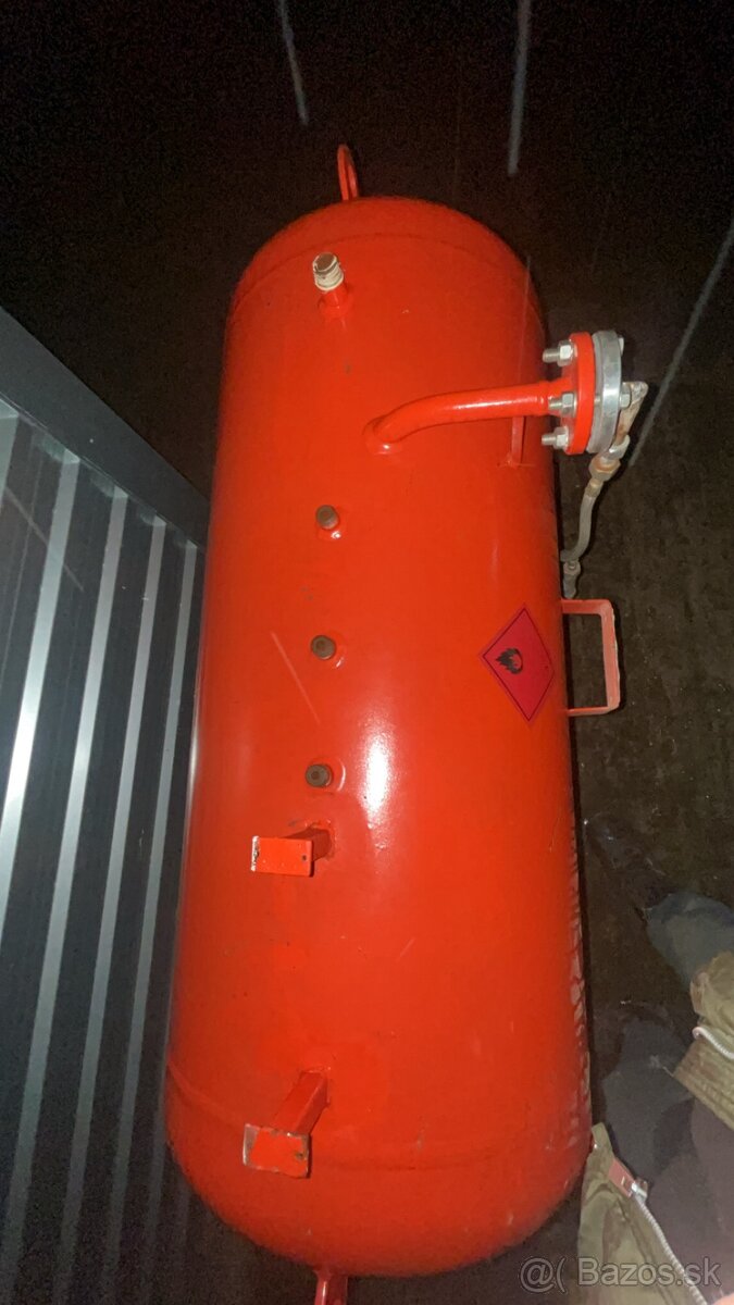 Tlaková nádoba na kompresor 220l - 5