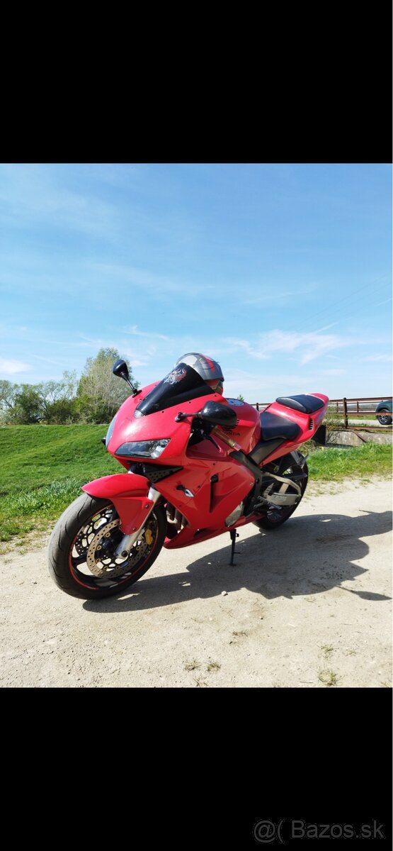 Honda cbr 600rr 2004 - 5