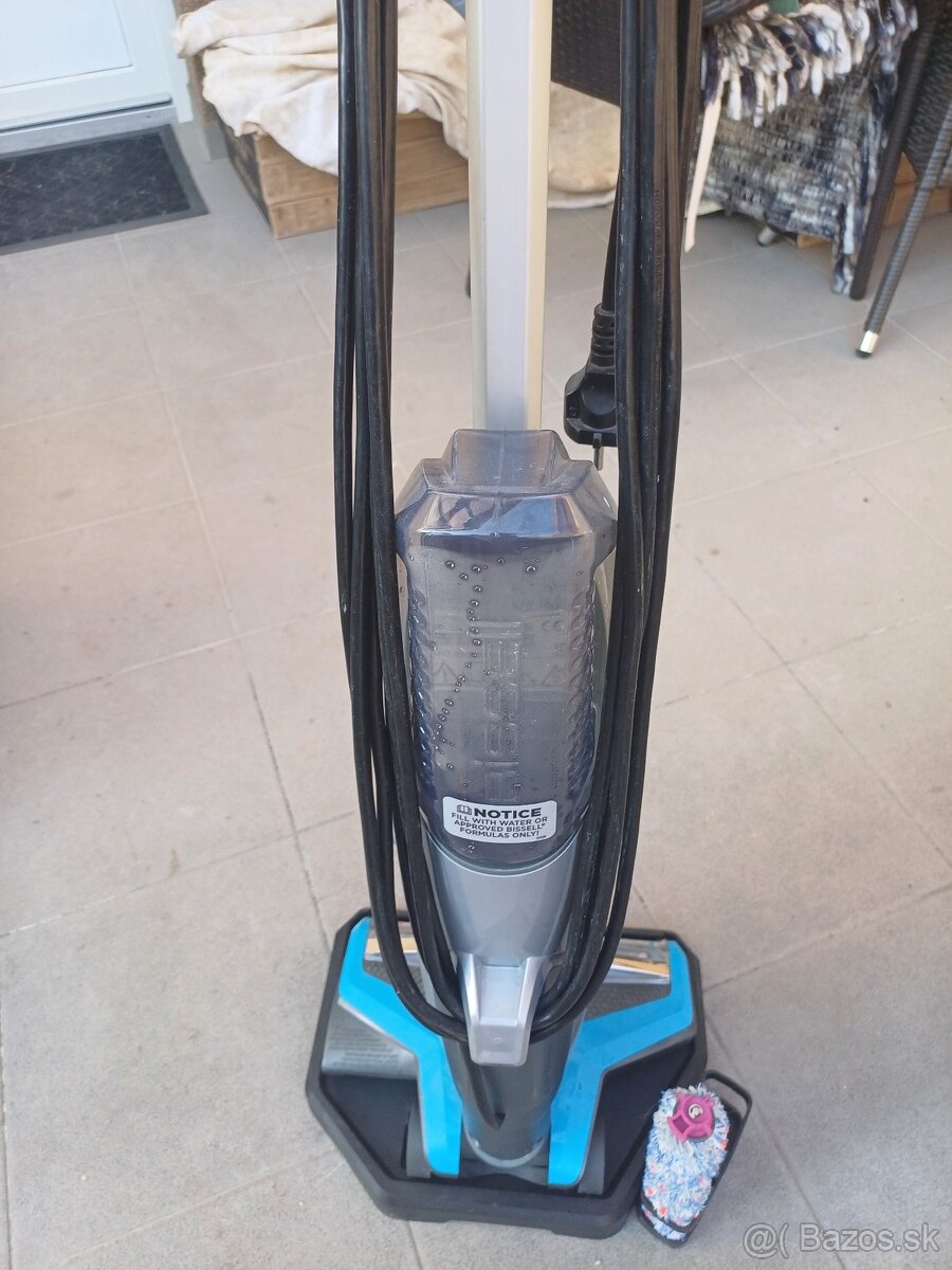 Čistič podláh Bissell CrossWave - 5