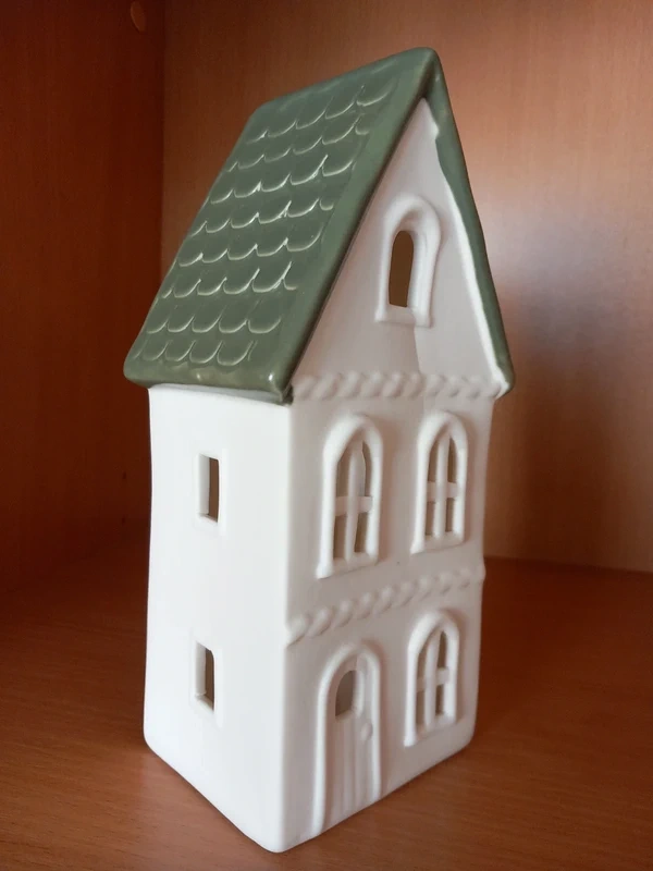 Keramický Led domček vysoký 22x10,5x8 cm - 5