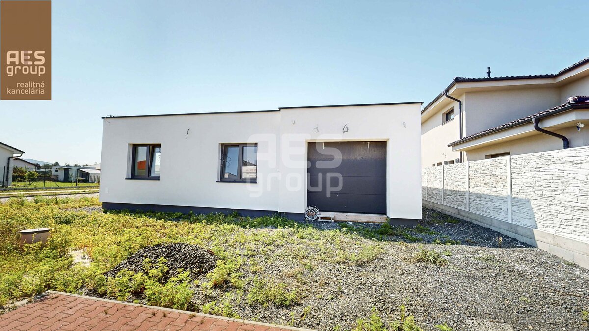 KOLAUDUJEME, PREDAJ, 4i rodinný dom s garážou, ul. Jelšová, - 5