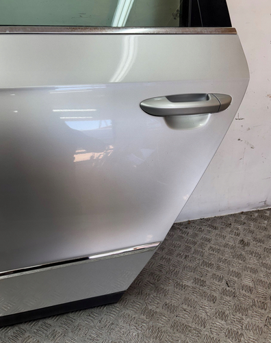 VW Passat B6 kombi ľavé zadné dvere - 5
