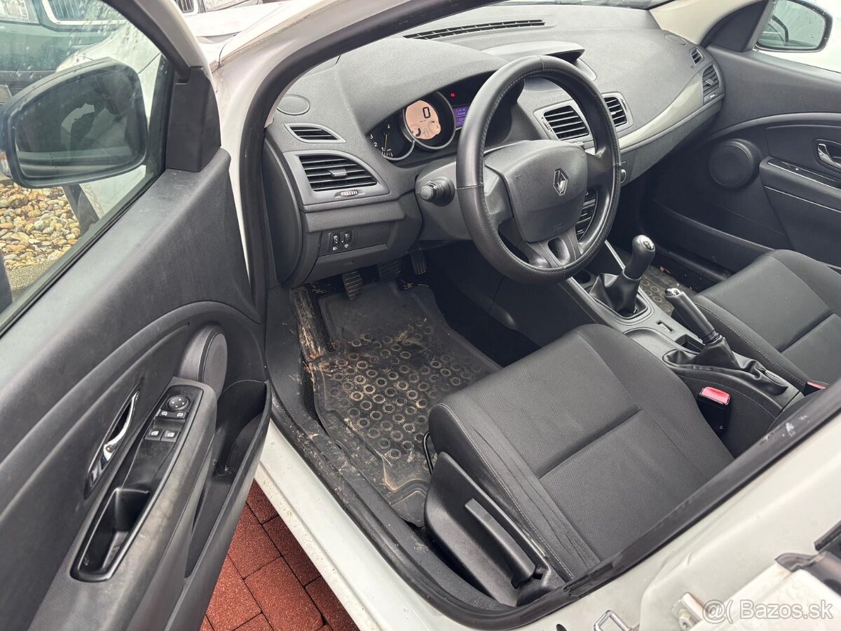 Renault Megan - 5