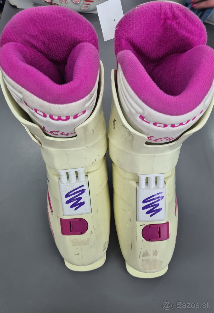 Lyžiarky v. 41, zn. Lowa - 5