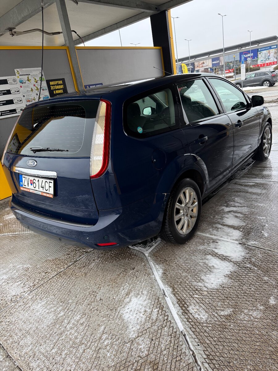 Predám Ford Focus Combi 2008 facelift - 5