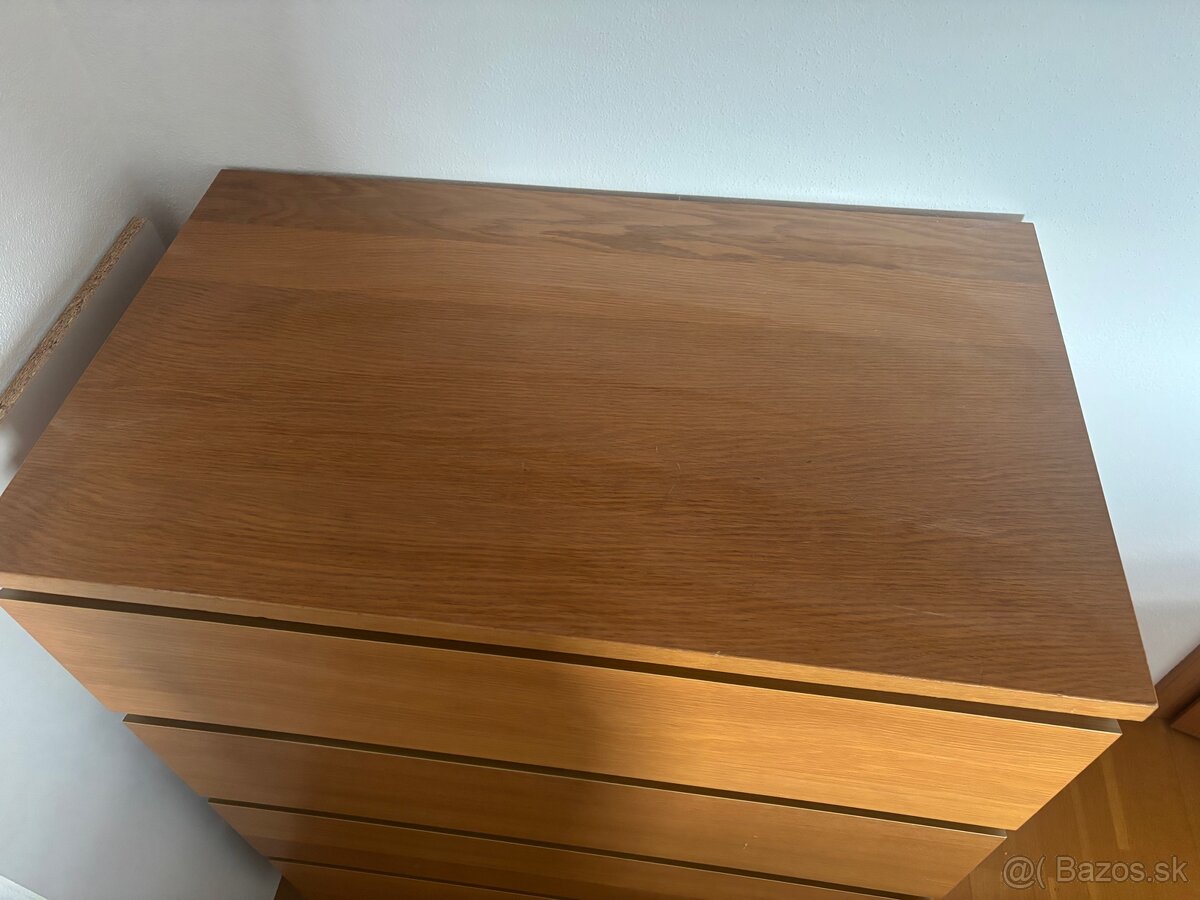 Manželská postel a komoda - 5