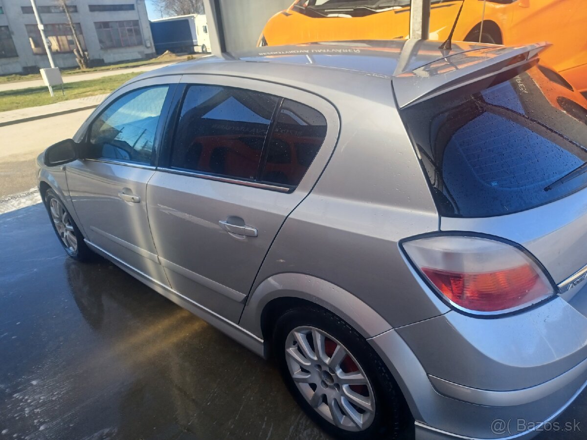 Opel Astra H - 5