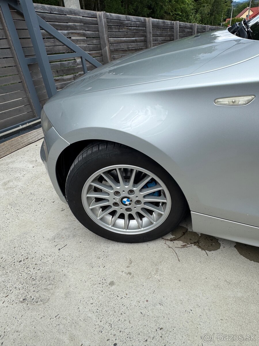 BMW 118D - 5