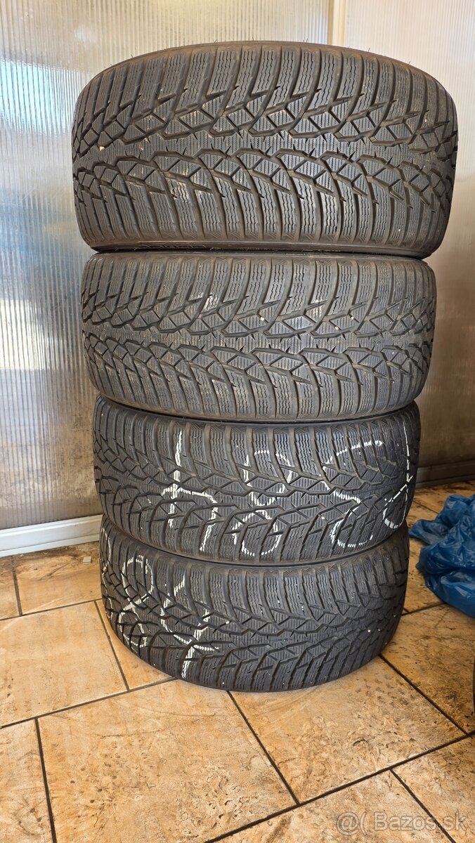 235/35 R19 Nokian WR D4 zimné - 5