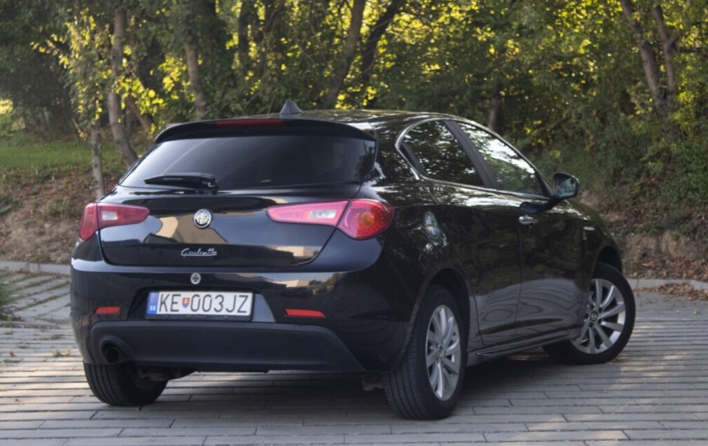 Alfa Romeo Giulietta (2015) - 5