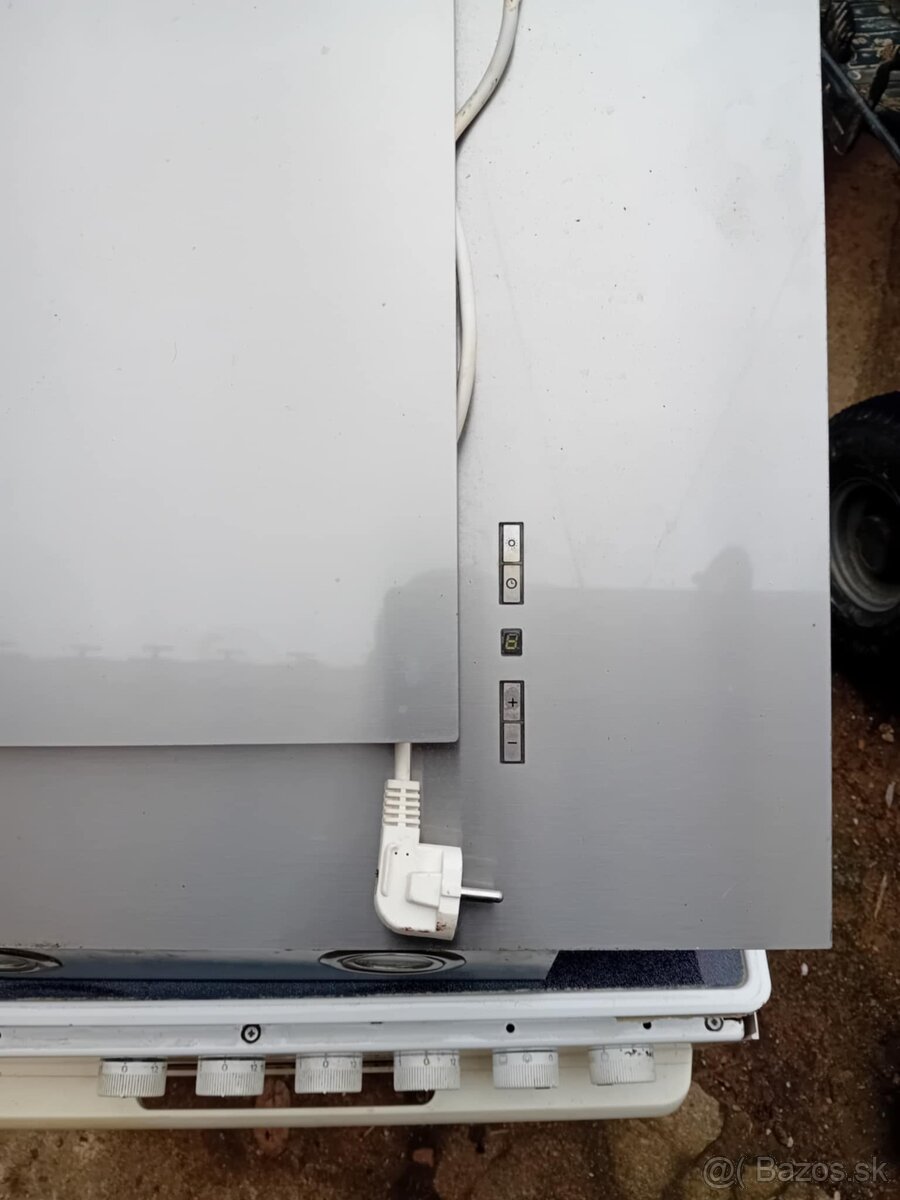 Sporák + digestor - 5