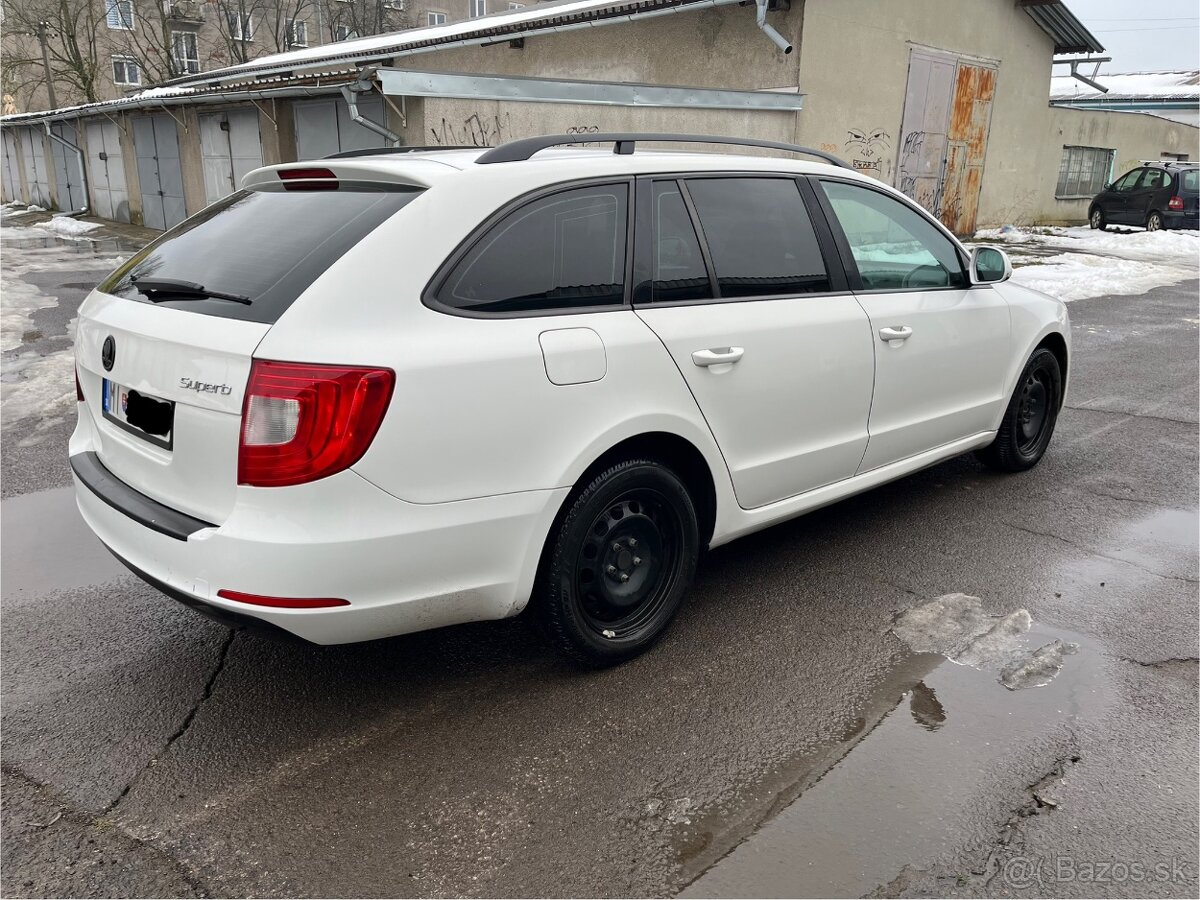Škoda Superb - 5