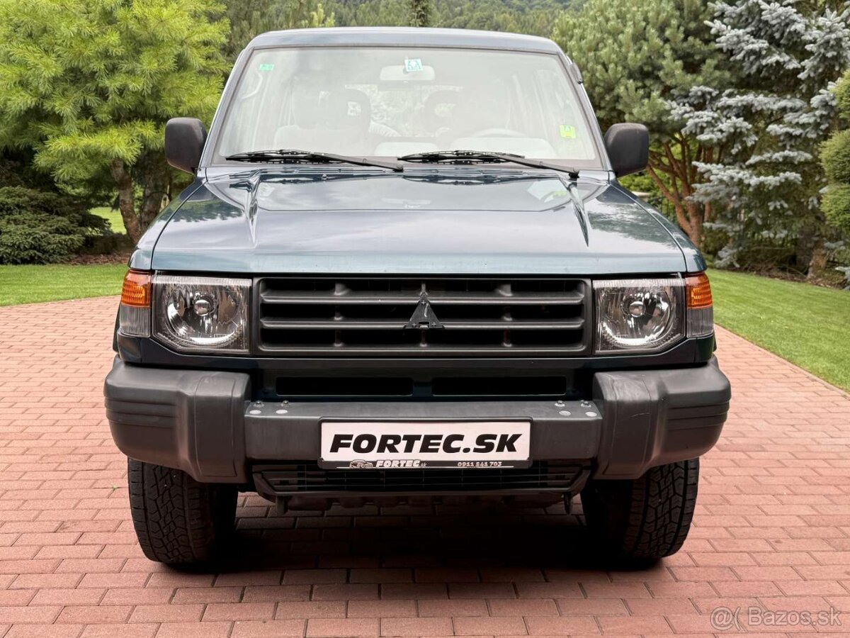 MITSUBISHI PAJERO 2,5TD 7miest - 5