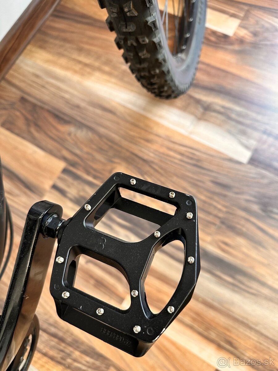 Luxusný horský bicykel - 5