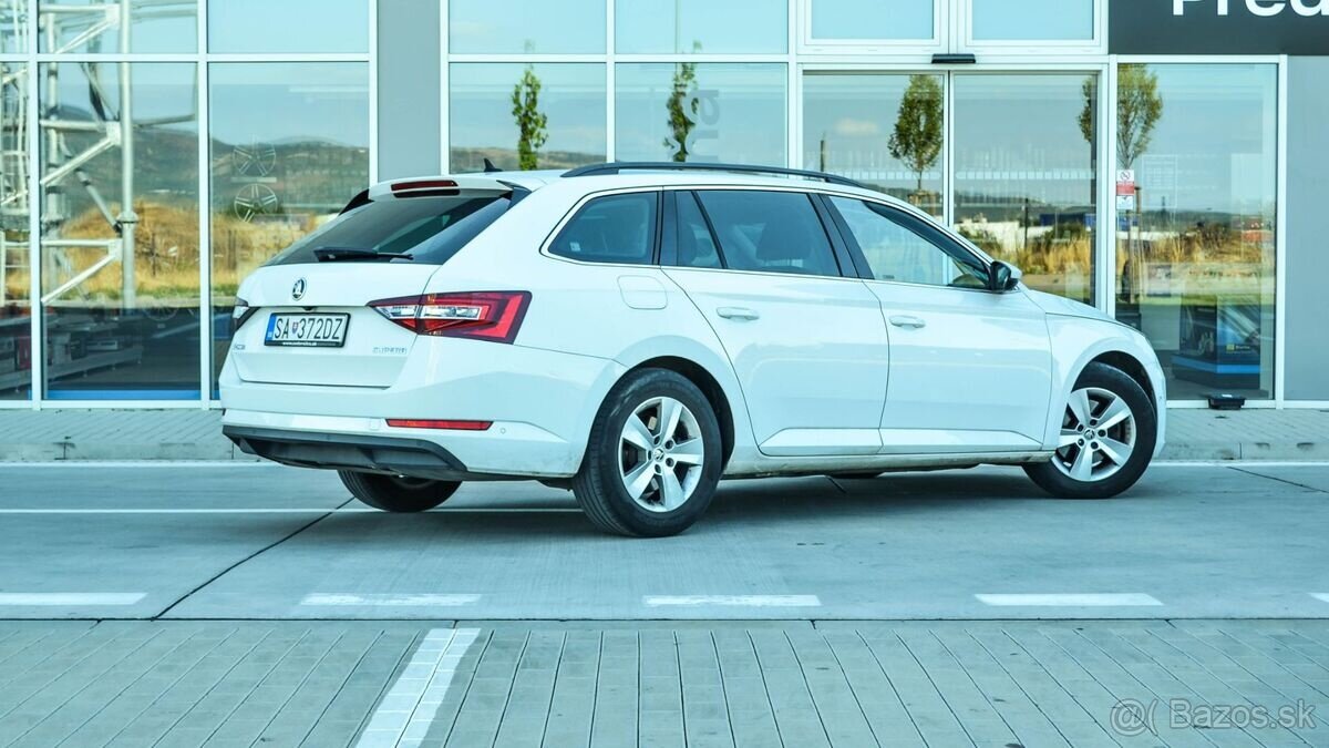 Škoda Superb Combi 2.0 TDI Active DSG - 5