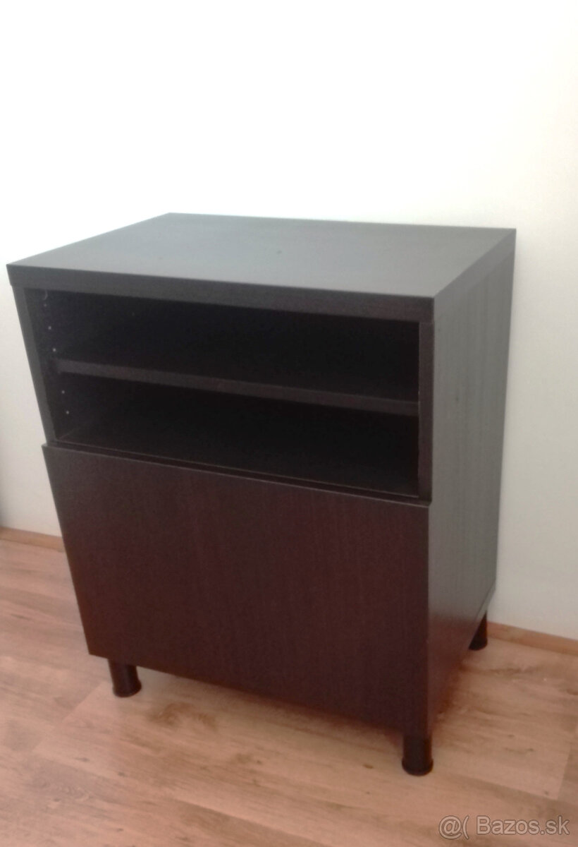 skrinka/nočný stolík ikea na nožičkách - 5