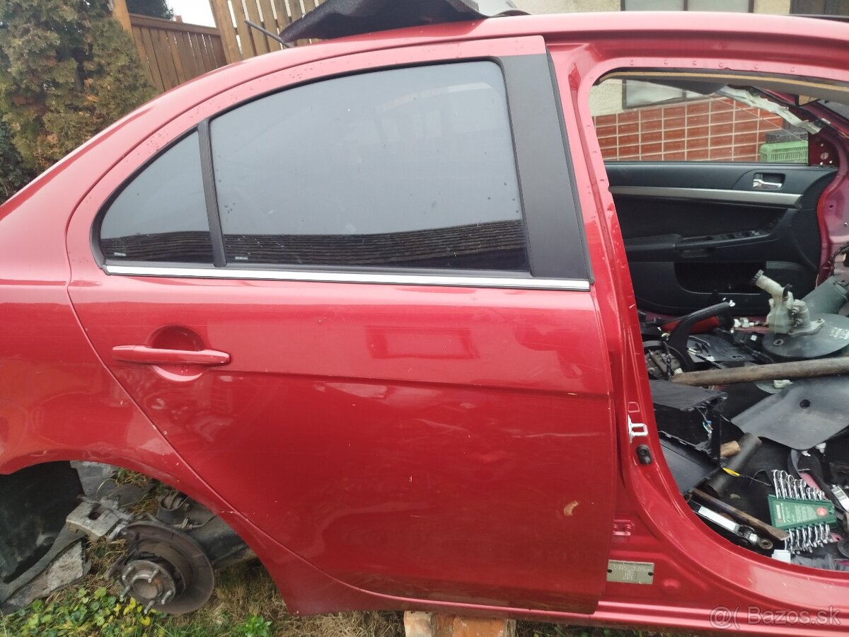 Mitsubishi lancer 2011 dvere - 5
