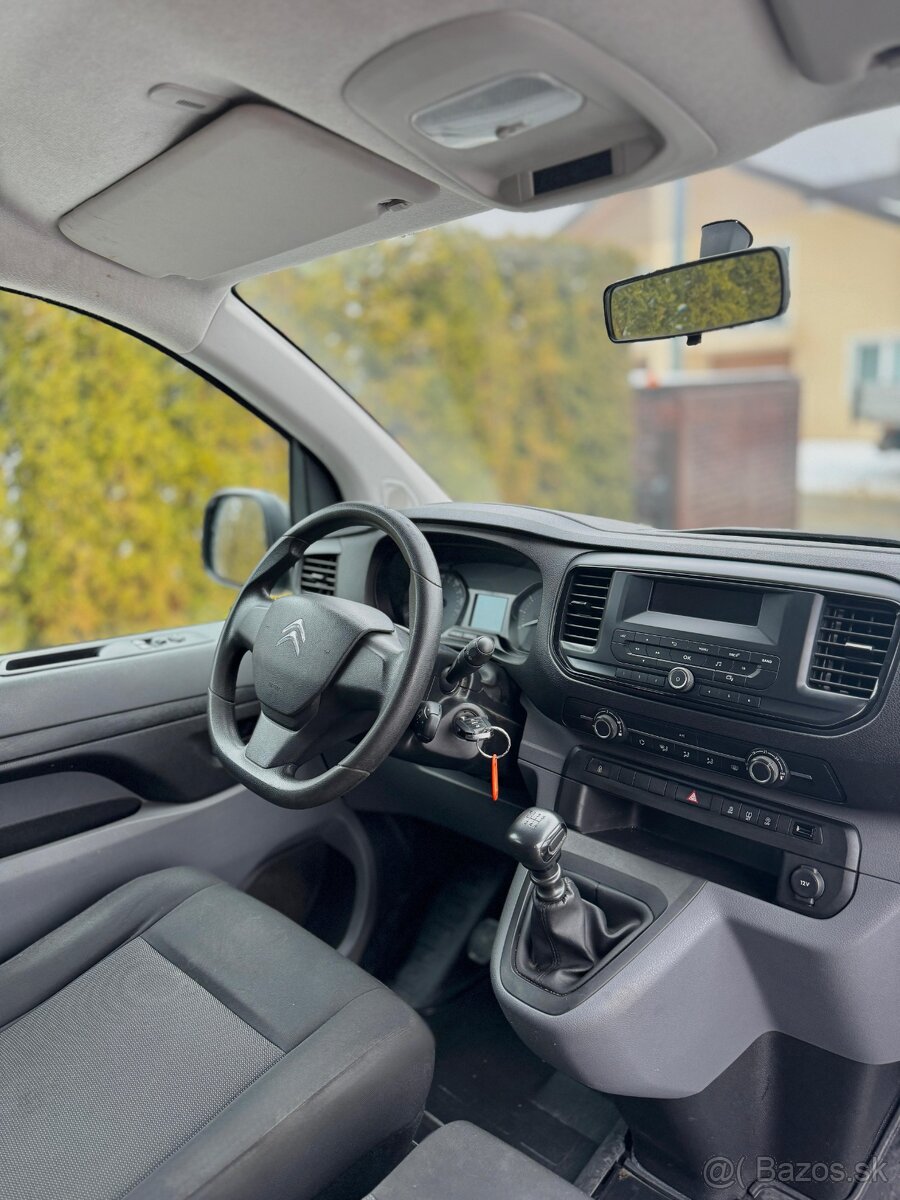 Citroen Jumpy Spacetourer 6 miestne - 5