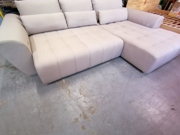 sedacka s elektrickym vysuvom - 5