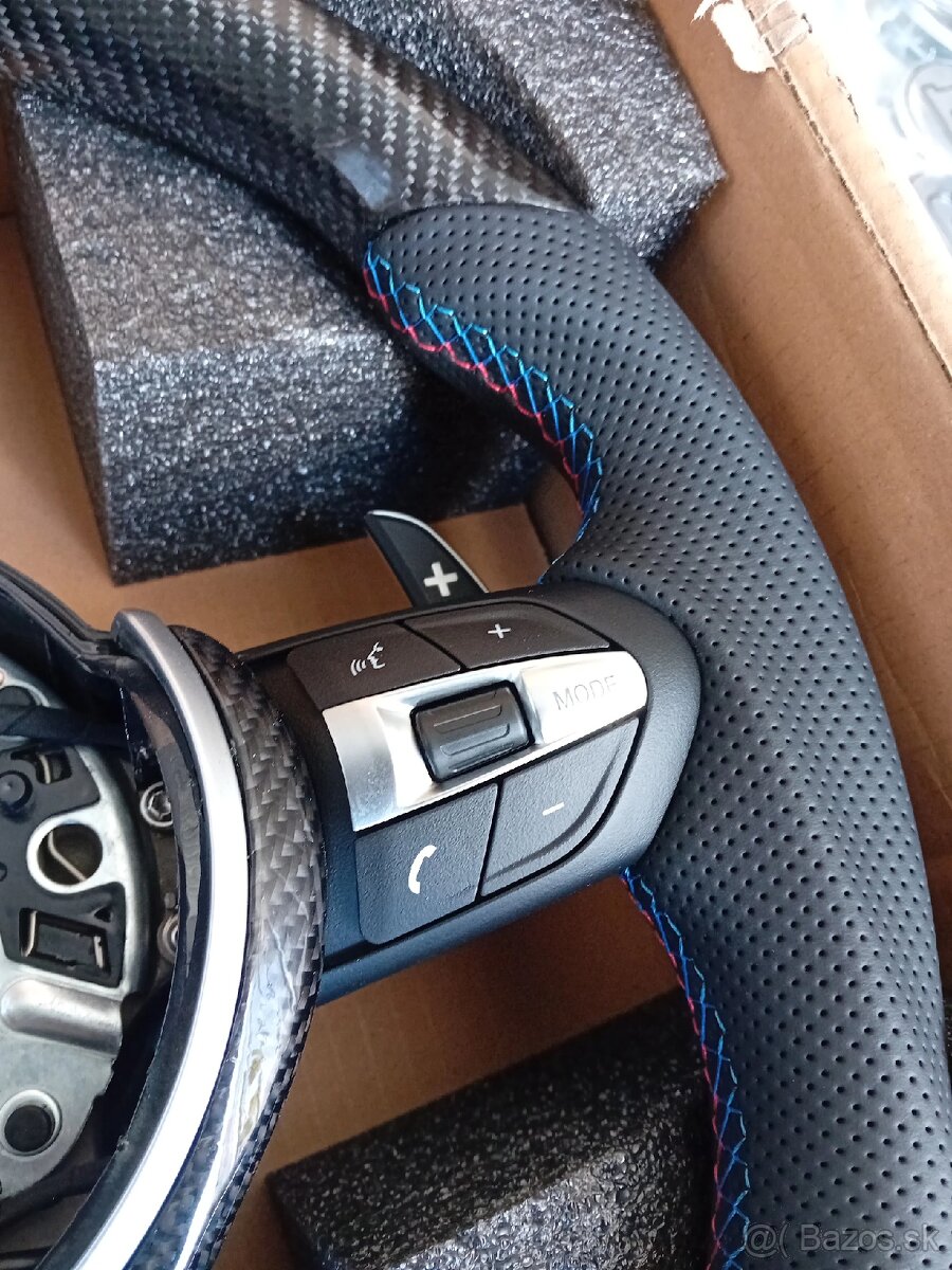 Karbónový volant BMW M Performance - 5