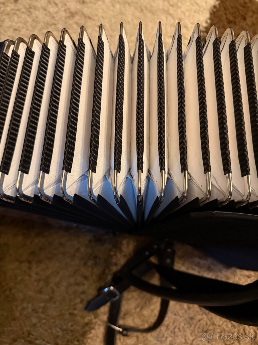 Akordeón Weltmeister Topas - 5