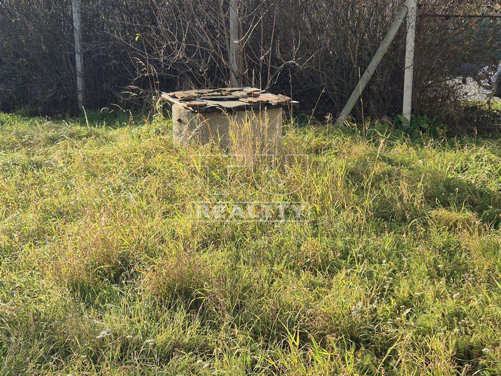 Pozemok na predaj v obci Návojovce 1000m2 - 5