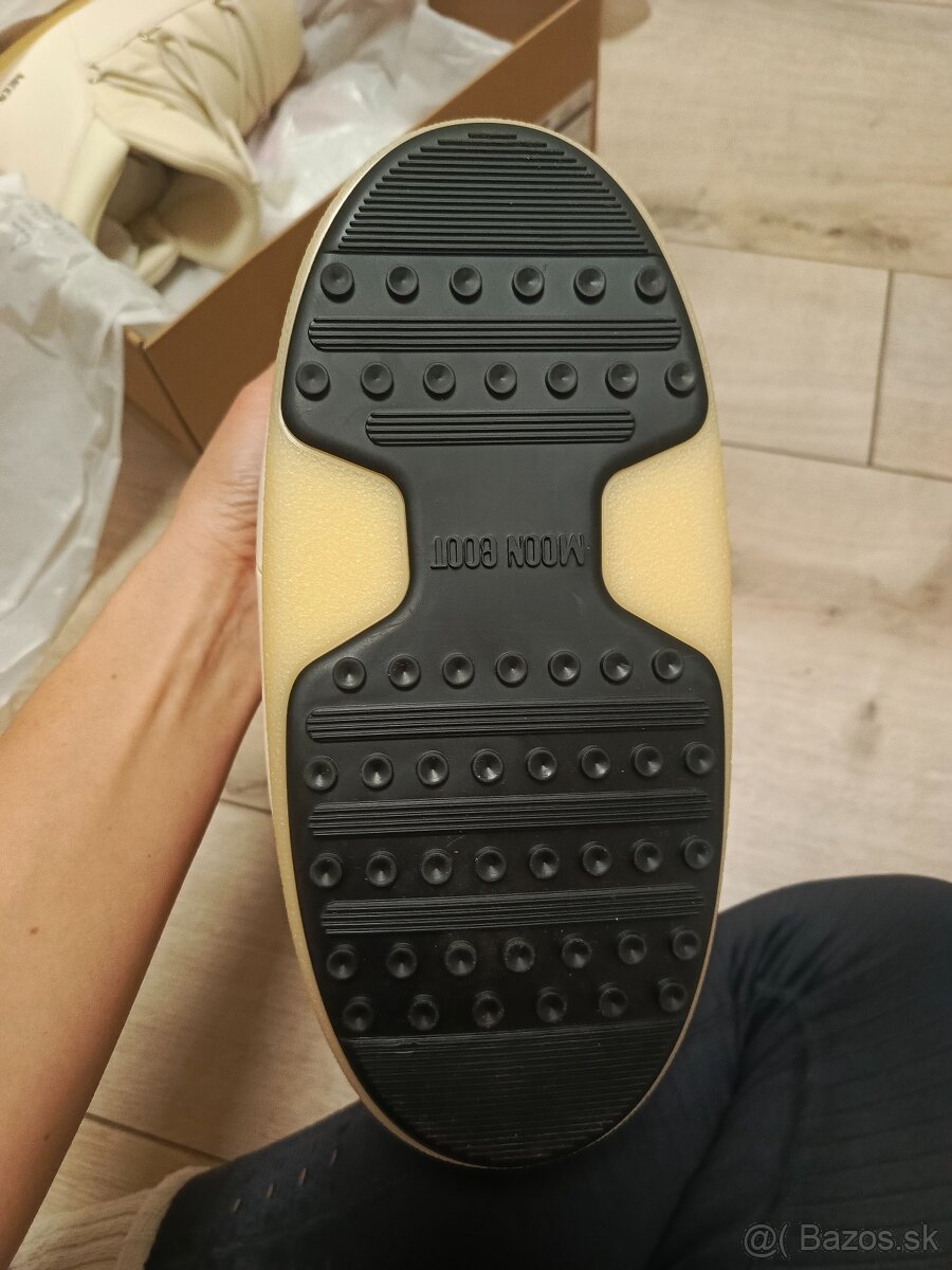 Moon boot - 5