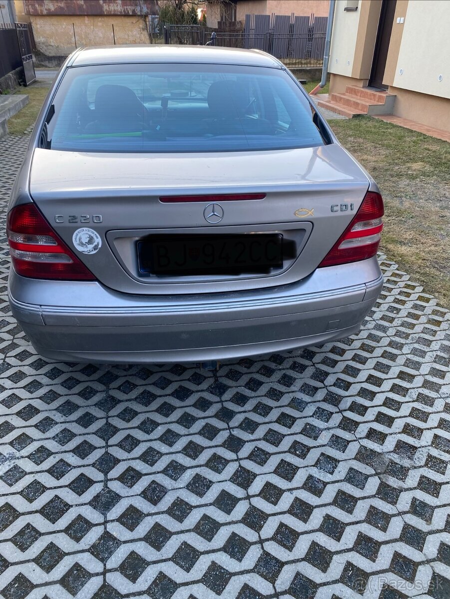 Mercedes-Benz C220 - 5